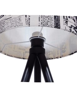 GloboStar® MAGAZINE 01230 Μοντέρνο Επιτραπέζιο Φωτιστικό Πορτατίφ Μονόφωτο Ξύλινο με Άσπρο Μπεζ Καμβά Καπέλο Φ30 x Υ56cm 20 01230 0011