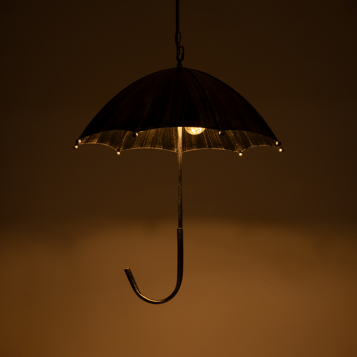 GLOBOSTAR® UMBRELLA 01407 Vintage Κρεμαστό Φωτιστικό Οροφής με Ντουί 5 x E27 AC 220-240V IP20 - Ασημί - Μ60 x Π60 x Y65cm 4 GLOBOSTAR® UMBRELLA 01407 Vintage Κρεμαστό Φωτιστικό Οροφής με Ντουί 5 x E27 AC 220-240V IP20 - Ασημί - Μ60 x Π60 x Y65cm - Image 2