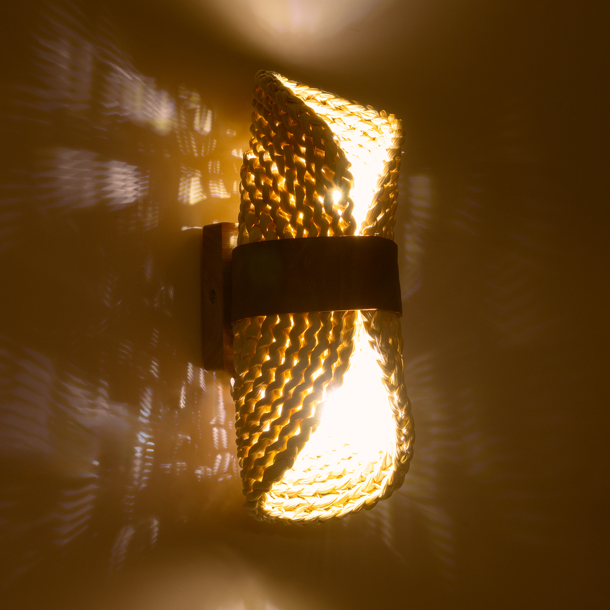 GloboStar® GUAVA 02385 Boho Επιτοίχιο Φωτιστικό Απλίκα Δίφωτο 2 x G9 IP20 Μπεζ Ξύλο με Καφέ Δέρμα - Μ11 x Π13 x Υ30cm 4 GloboStar® GUAVA 02385 Boho Επιτοίχιο Φωτιστικό Απλίκα Δίφωτο 2 x G9 IP20 Μπεζ Ξύλο με Καφέ Δέρμα - Μ11 x Π13 x Υ30cm - Image 2