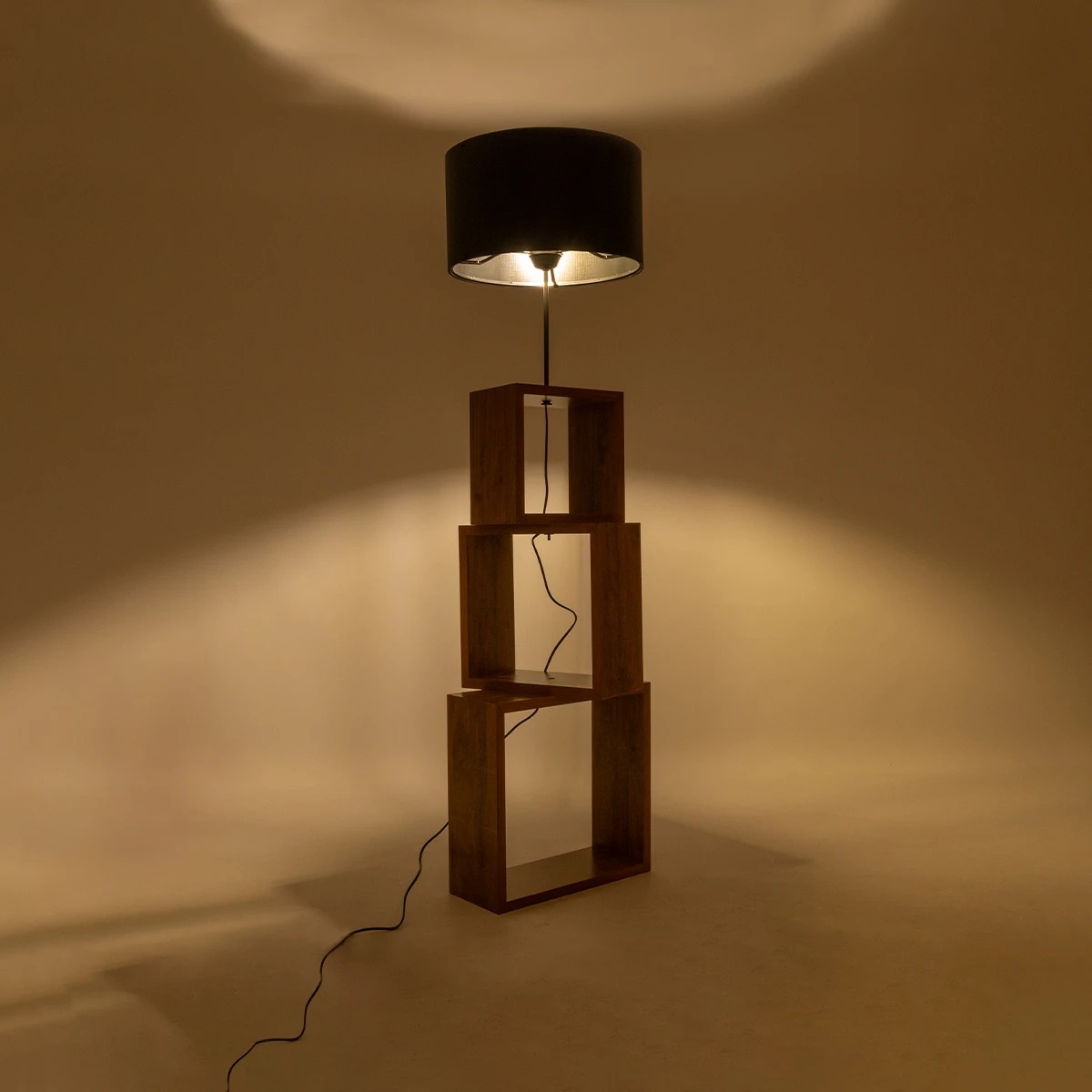 GloboStar® LUMO 201-0072 Μοντέρνο Επιδαπέδιο Φωτιστικό Μονόφωτο 1 x E27 IP20 Καφέ Ξύλο με Μαύρο Ύφασμα - Μ37 x Π36 x Υ136cm 3 GloboStar® LUMO 201-0072 Μοντέρνο Επιδαπέδιο Φωτιστικό Μονόφωτο 1 x E27 IP20 Καφέ Ξύλο με Μαύρο Ύφασμα - Μ37 x Π36 x Υ136cm - Image 2