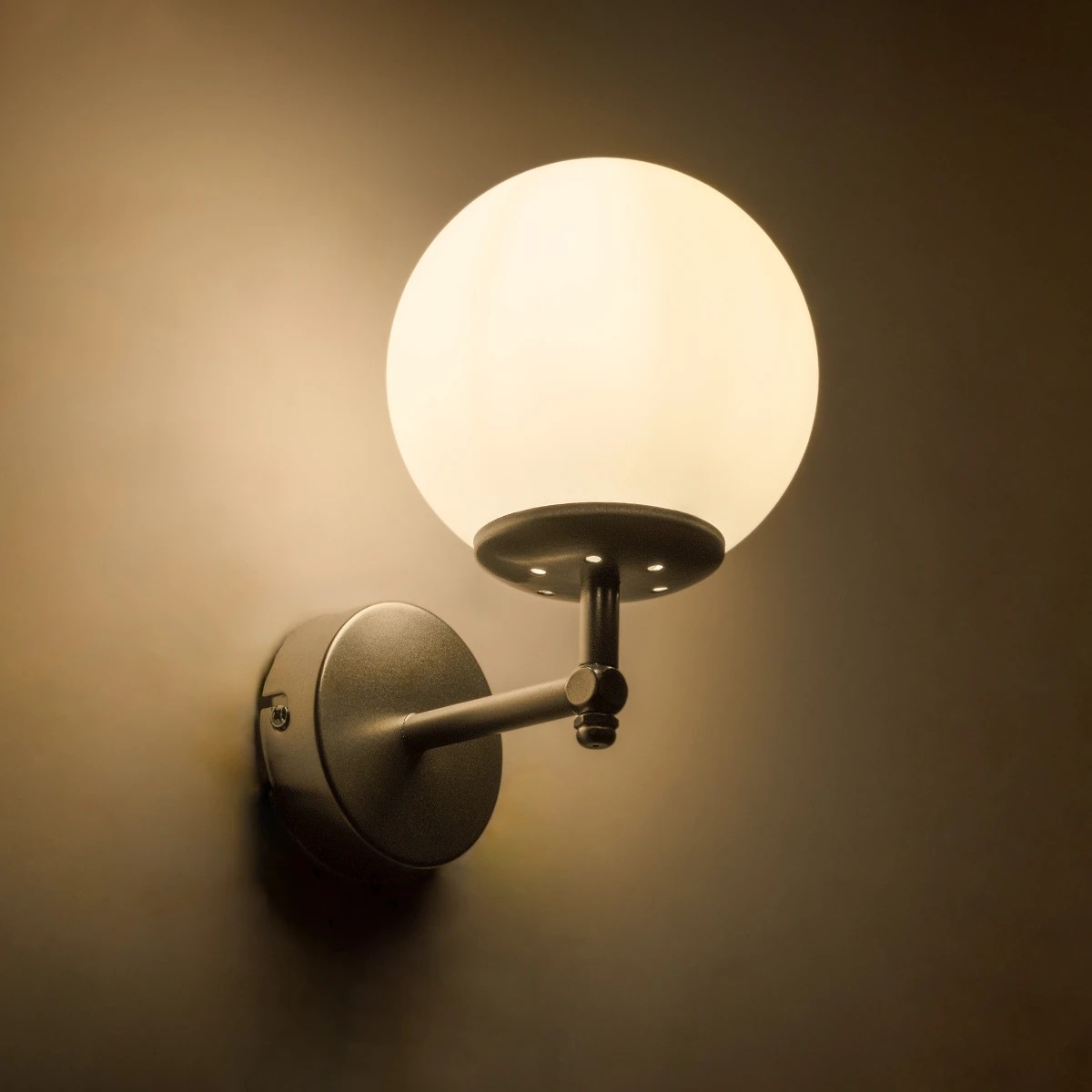 GloboStar® DALPH 203-0031 Vintage Επιτοίχιο Φωτιστικό Απλίκα Μονόφωτο 1 x E27 IP20 Ασημί Μέταλλο με Λευκό Γυαλί - M18 x Π15 x Υ23cm 3 GloboStar® DALPH 203-0031 Vintage Επιτοίχιο Φωτιστικό Απλίκα Μονόφωτο 1 x E27 IP20 Ασημί Μέταλλο με Λευκό Γυαλί - M18 x Π15 x Υ23cm - Image 2