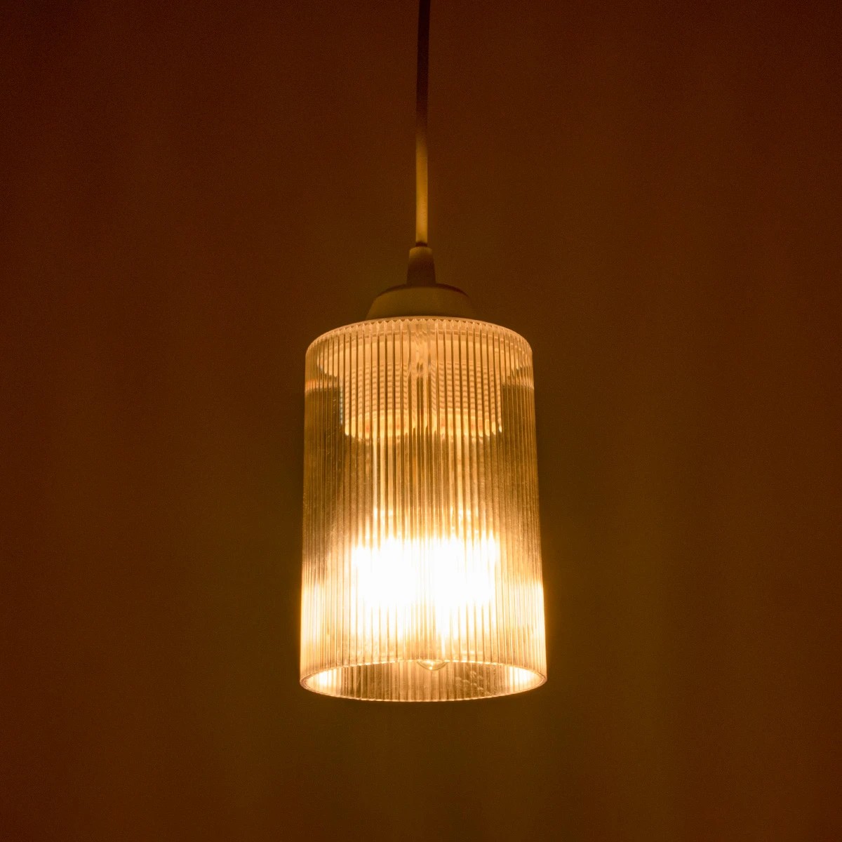 GLOBOSTAR® TORUS 203-0064 Μοντέρνο Κρεμαστό Φωτιστικό Οροφής με Ντουί 1 x E27 AC 220-240V IP20 - Λευκό - Μ10.5 x Π10.5 x Υ18.5cm 3 GLOBOSTAR® TORUS 203-0064 Μοντέρνο Κρεμαστό Φωτιστικό Οροφής με Ντουί 1 x E27 AC 220-240V IP20 - Λευκό - Μ10.5 x Π10.5 x Υ18.5cm - Image 2