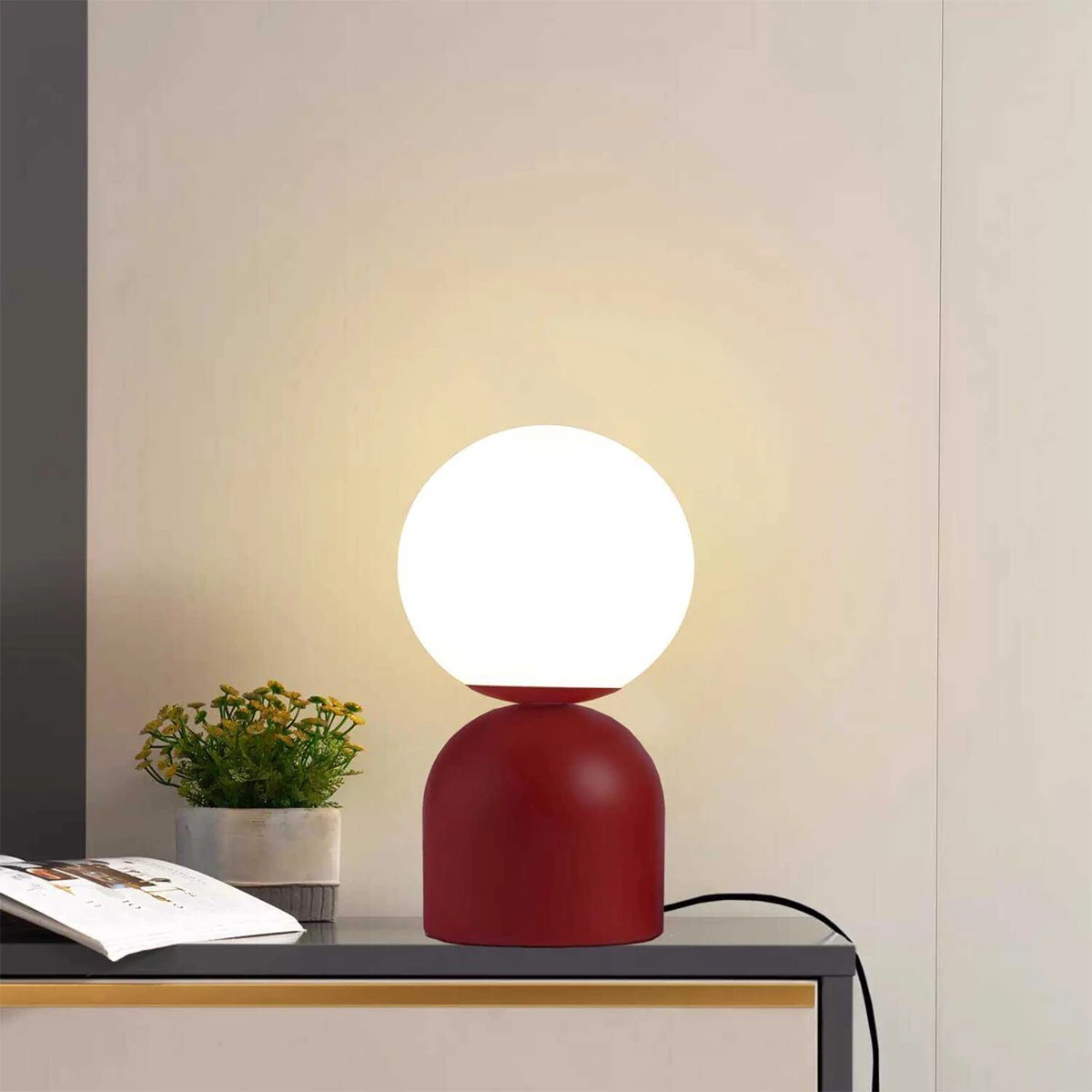 GloboStar® MAGIC 204-0135 Μοντέρνο Eπιτραπέζιο Φωτιστικό Μονόφωτο 1 x E27 IP20 Κόκκινο Μέταλλο με Λευκό Γυαλί - Μ13 x Π13 x Υ28cm 4 GloboStar® MAGIC 204-0135 Μοντέρνο Eπιτραπέζιο Φωτιστικό Μονόφωτο 1 x E27 IP20 Κόκκινο Μέταλλο με Λευκό Γυαλί - Μ13 x Π13 x Υ28cm - Image 3