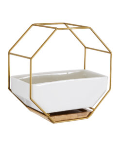 GloboStar® GloboStar® Artificial Garden MANDRITE 20556 Διακοσμητικό Κεραμικό Κασπώ Γλάστρα - Flower Pot Λευκό με Χρυσό Μεταλλικό Πλέγμα και Καφέ Ξύλινη Βάση Μ18 x Π10 x Υ18cm