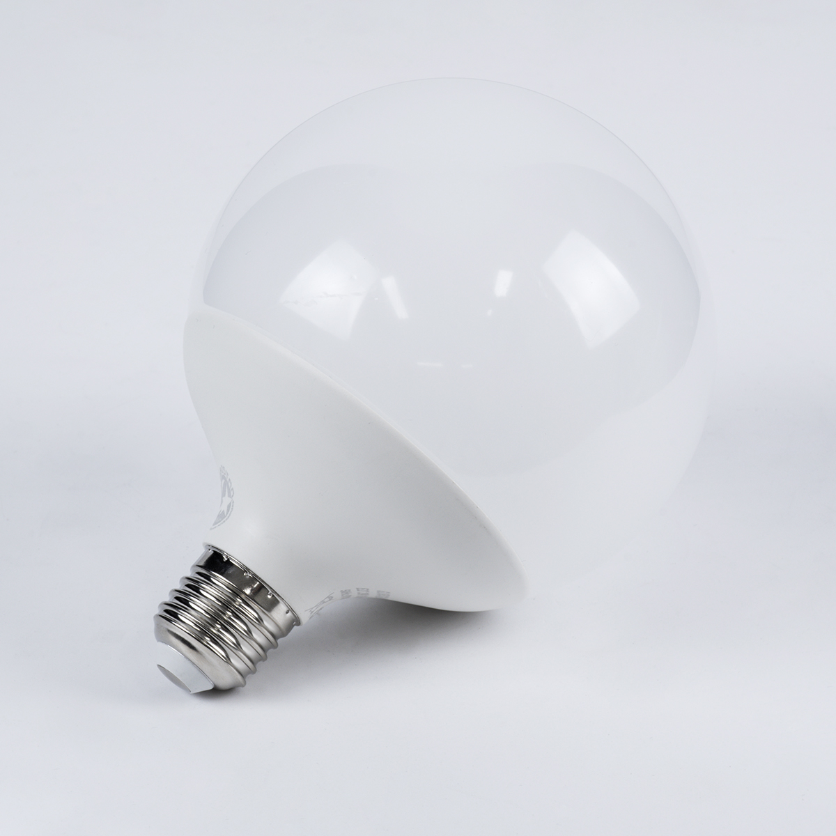 GLOBOSTAR® BUBBLE 60042 Λάμπα E27 G125 LED 20W 2000lm 260° AC 220-240V IP20 Ψυχρό Λευκό 6000K - Lumileds SMD Chip - Λευκό Γαλακτερό - Φ12.5 x Υ16cm - 3 Χρόνια Εγγύηση 5 GLOBOSTAR® BUBBLE 60042 Λάμπα E27 G125 LED 20W 2000lm 260° AC 220-240V IP20 Ψυχρό Λευκό 6000K - Lumileds SMD Chip - Λευκό Γαλακτερό - Φ12.5 x Υ16cm - 3 Χρόνια Εγγύηση - Image 3