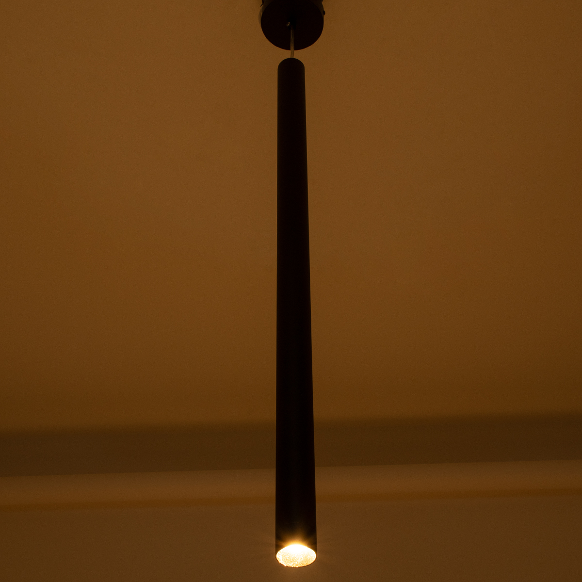 GLOBOSTAR® CANAL 60377 Μοντέρνο Κρεμαστό Φωτιστικό Οροφής LED 7W 700lm 36° AC 220-240V IP20 Θερμό Λευκό 2700K - Bridgelux COB - Μαύρο - Μ4 x Π4 x Υ80cm - 5 Χρόνια Εγγύηση 11 GLOBOSTAR® CANAL 60377 Μοντέρνο Κρεμαστό Φωτιστικό Οροφής LED 7W 700lm 36° AC 220-240V IP20 Θερμό Λευκό 2700K - Bridgelux COB - Μαύρο - Μ4 x Π4 x Υ80cm - 5 Χρόνια Εγγύηση - Image 9