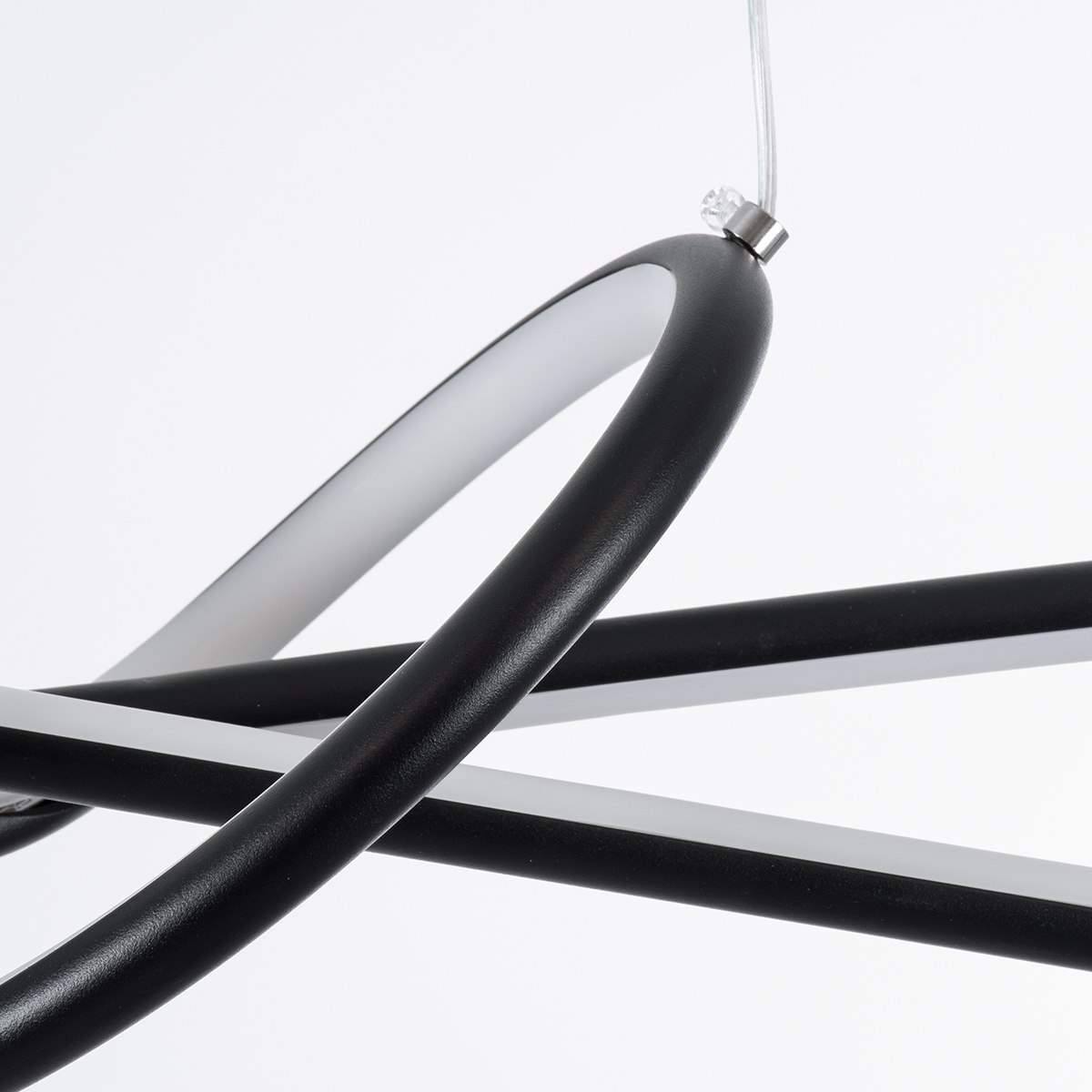 GLOBOSTAR® DOLORES 61279 Μοντέρνο Κρεμαστό Φωτιστικό Οροφής LED 105W 11760lm 300° AC 220-240V IP20 Ρυθμιζόμενο Λευκό CCT με Χειριστήριο από 2700K έως 6000K Dimmable - Lumileds SMD Chip - Μαύρο - Μ110 x Π17 x Υ17.5cm - 3 Χρόνια Εγγύηση 8 GLOBOSTAR® DOLORES 61279 Μοντέρνο Κρεμαστό Φωτιστικό Οροφής LED 105W 11760lm 300° AC 220-240V IP20 Ρυθμιζόμενο Λευκό CCT με Χειριστήριο από 2700K έως 6000K Dimmable - Lumileds SMD Chip - Μαύρο - Μ110 x Π17 x Υ17.5cm - 3 Χρόνια Εγγύηση - Image 6