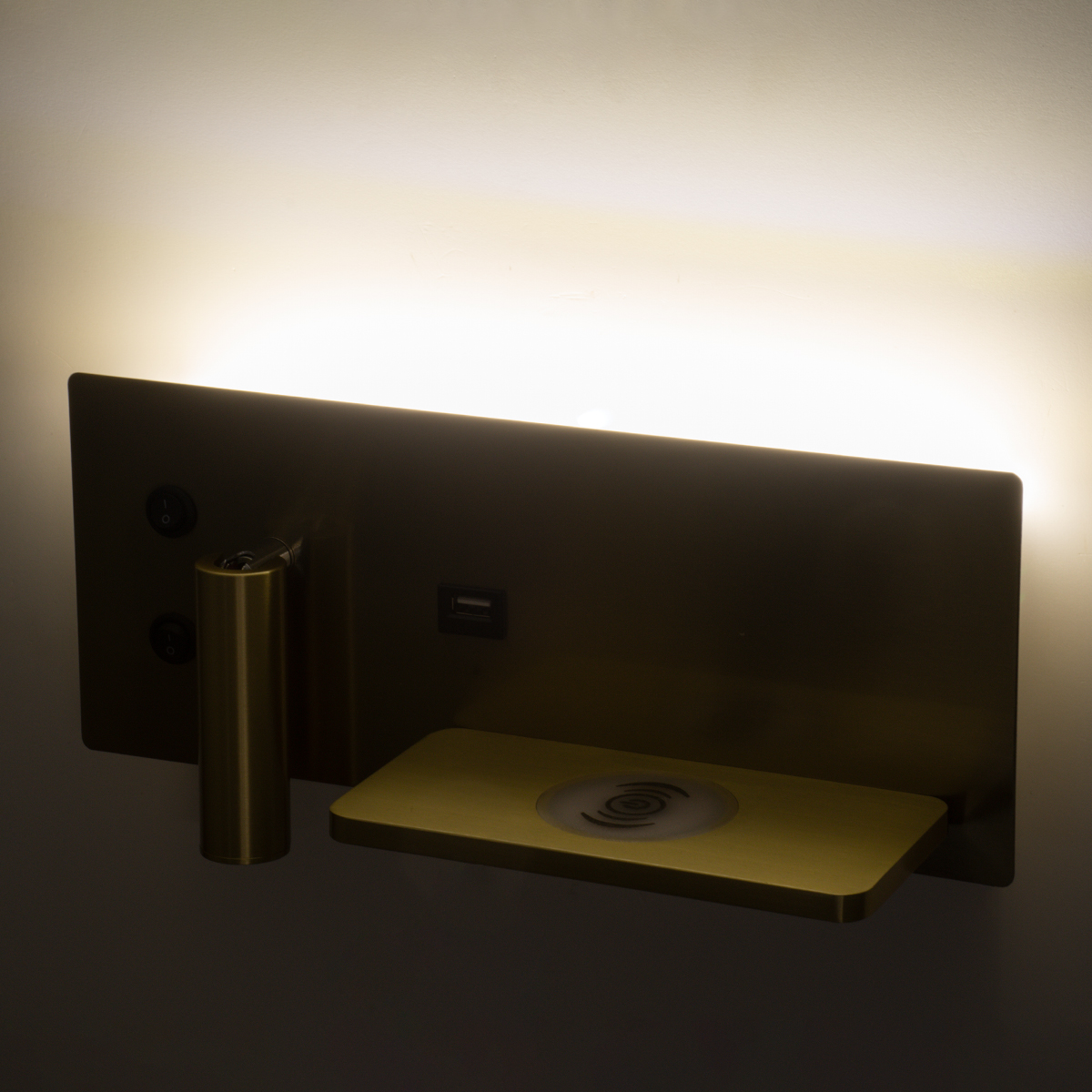 GloboStar® PALADIN 61358 Μοντέρνο Φωτιστικό Τοίχου - Απλίκα Ξενοδοχείου Bed Side LED 6W 720lm 36° AC 220-240V - Reading Light & Κρυφός Φωτισμός - Φορτιστές USB 3A & Wireless 20W - Μ30 x Π11 x Υ12cm - Φυσικό Λευκό 4500K - Χρυσό Βούρτσας - Δεξί 14 GloboStar® PALADIN 61358 Μοντέρνο Φωτιστικό Τοίχου - Απλίκα Ξενοδοχείου Bed Side LED 6W 720lm 36° AC 220-240V - Reading Light & Κρυφός Φωτισμός - Φορτιστές USB 3A & Wireless 20W - Μ30 x Π11 x Υ12cm - Φυσικό Λευκό 4500K - Χρυσό Βούρτσας - Δεξί - Image 12