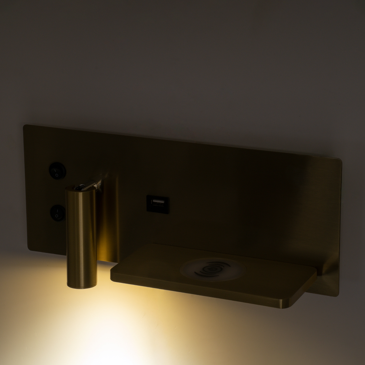 GloboStar® PALADIN 61358 Μοντέρνο Φωτιστικό Τοίχου - Απλίκα Ξενοδοχείου Bed Side LED 6W 720lm 36° AC 220-240V - Reading Light & Κρυφός Φωτισμός - Φορτιστές USB 3A & Wireless 20W - Μ30 x Π11 x Υ12cm - Φυσικό Λευκό 4500K - Χρυσό Βούρτσας - Δεξί 15 GloboStar® PALADIN 61358 Μοντέρνο Φωτιστικό Τοίχου - Απλίκα Ξενοδοχείου Bed Side LED 6W 720lm 36° AC 220-240V - Reading Light & Κρυφός Φωτισμός - Φορτιστές USB 3A & Wireless 20W - Μ30 x Π11 x Υ12cm - Φυσικό Λευκό 4500K - Χρυσό Βούρτσας - Δεξί - Image 13