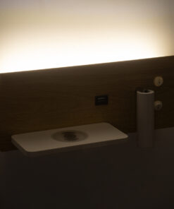 GloboStar® PALADIN 61359 Μοντέρνο Φωτιστικό Τοίχου - Απλίκα Ξενοδοχείου Bed Side LED 6W 720lm 36° AC 220-240V - Reading Light & Κρυφός Φωτισμός - Φορτιστές USB 3A & Wireless 20W - Μ30 x Π11 x Υ12cm - Φυσικό Λευκό 4500K - Ξύλο & Λευκό - Αριστερό 28 61359 12