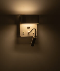 GloboStar® IBIS 61368 Μοντέρνο Φωτιστικό Τοίχου - Απλίκα Ξενοδοχείου Bed Side LED 10W 1100lm 36° & 360° AC 220-240V - Reading Light & Up/Down Light - Φορτιστής USB 3A - Μ10 x Π6.1 x Υ18cm - Φυσικό Λευκό 4500K - Λευκό 25 61368 11