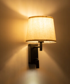 GloboStar® ROULETTE-R 61381 Μοντέρνο Φωτιστικό Τοίχου - Απλίκα Ξενοδοχείου Bed Side LED 3W 360lm & 1 x E27 36° & 360° AC 220-240V - Reading Up/Down Light - Φορτιστής USB 3A - Μ22 x Π23.5 x Υ37cm - Φυσικό Λευκό 4500K - Καφέ με Μπεζ Καπέλο - Σετ 2 Τεμαχίων 25 61381 11