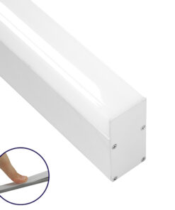 GloboStar® GloboStar® SURFACEPENDANT-PROFILE 70831-3M Προφίλ Αλουμινίου - Βάση & Ψύκτρα Ταινίας LED με Λευκό Γαλακτερό Κάλυμμα - Επιφανειακή & Κρεμαστή Χρήση - Πατητό Κάλυμμα - Λευκό - 3 Μέτρα - Μ300 x Π3.5 x Υ7.4cm