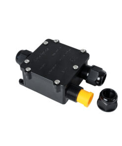 Alternative view of GloboStar® FAST-CONNECT 69915 Τριπλό Υ Αδιάβροχο IP68 Κυτίο Ταχείας Σύνδεσης & Διακλάδωσης Καλωδίων - 3 x Είσοδοι - Εσωτερική Τετραπλή Κλέμα με Συμβατή Διατομή Καλωδίων 4 x 0.5mm² έως 4 x 2.5mm² - 500V 41A Max - Μ13 x Π8 x Υ4cm - Μαύρο - 5 Years Warranty