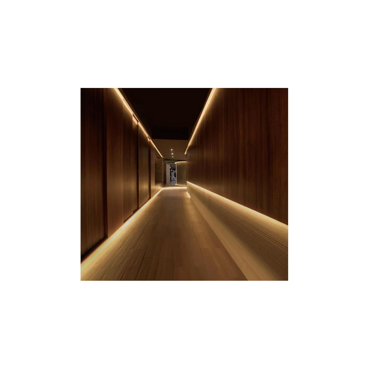 GloboStar® SKIRTINGBOARD-PROFILE 70851-3M Προφίλ Αλουμινίου - Βάση & Ψύκτρα Ταινίας LED με Λευκό Γαλακτερό Κάλυμμα - Επιφανειακή Χρήση για Περβάζι - Πατητό Κάλυμμα - Λευκό - 3 Μέτρα - Μ300 x Π1.6 x Υ8cm 11 GloboStar® SKIRTINGBOARD-PROFILE 70851-3M Προφίλ Αλουμινίου - Βάση & Ψύκτρα Ταινίας LED με Λευκό Γαλακτερό Κάλυμμα - Επιφανειακή Χρήση για Περβάζι - Πατητό Κάλυμμα - Λευκό - 3 Μέτρα - Μ300 x Π1.6 x Υ8cm - Image 9