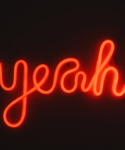 GloboStar® 78589 Φωτιστικό Ταμπέλα Φωτεινή Επιγραφή NEON LED Σήμανσης YEAH 5W με Καλώδιο Τροφοδοσίας USB - Μπαταρίας 3xAAA (Δεν Περιλαμβάνονται) - Κόκκινο 10 78589 4