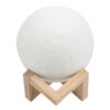 GloboStar® GloboStar® MOON 79605 Επιτραπέζιο Ανάγλυφο Διακοσμητικό Φωτιστικό Φ15cm 3D MOON LIGHT LED 3.7W DC 5V με Ενσωματωμένη Μπαταρία 500mAh Li-ion Επαναφορτιζόμενο - Καλώδιο Τροφοδοσίας USB και Διακόπτη Αφής CCT Θερμό Λευκό 3000K - Ψυχρό Λευκό 6000K Dimmable