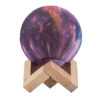 GloboStar® GloboStar® MOON 79615 Επιτραπέζιο Φωτιστικό Πορτατίφ LED 2W 100lm 360° DC 5V IP20 RGBW Dimmable Πολύχρωμο Πλαστικό με Μπεζ Ξύλο - Μ10 x Π10 x Υ13.5cm - 2 Xρόνια Εγγύηση