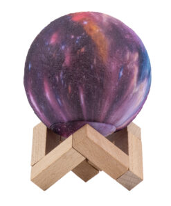 GloboStar® GloboStar® MOON 79615 Επιτραπέζιο Φωτιστικό Πορτατίφ LED 2W 100lm 360° DC 5V IP20 RGBW Dimmable Πολύχρωμο Πλαστικό με Μπεζ Ξύλο - Μ10 x Π10 x Υ13.5cm - 2 Xρόνια Εγγύηση