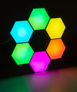GloboStar® GloboStar® DIGIOCTA 90448 Σετ 6 Ψηφιακων LED RGB Φωτιστικών Κυψελών με Ψηφιακό Controller με WiFi Smart APP & Ασύρματο Χειριστήριο RF 2.4Ghz - LED SMD 5050 9W/Σετ 84PIXEL/Σετ 720lm/Σετ 120° DC 5V με USB 2.0 IP20 Πολύχρωμο RGB - Dimmable - Μ10.5 x Π10.5 x Υ3cm Ανά Κυψέλη - 2 Χρόνια Εγγύηση