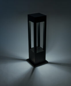 GLOBOSTAR® HONEYBEE 90537 Φωτιστικό Κολωνάκι Κήπου LED 10W 500lm 120° με Ενσωματωμένο Φωτοβολταϊκό Panel 6V 2W & Επαναφορτιζόμενη Μπαταρία Li-ion 3.2V 4000mAh με Αισθητήρα Ημέρας-Νύχτας Αδιάβροχο IP65 Ψυχρό Λευκό 6000K - Γκρι Ανθρακί - Μ20 x Π20 x Υ60cm - 2 Χρόνια Εγγύηση 19 90537 8