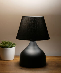 Alternative view of GloboStar® PYRAMID 204-0058 Μοντέρνο Eπιτραπέζιο Φωτιστικό Πορτατίφ Μονόφωτο 1 x E27 IP20 Μαύρο Μέταλλο με Μαύρο Ύφασμα - Μ22 x Π22 x Υ30cm