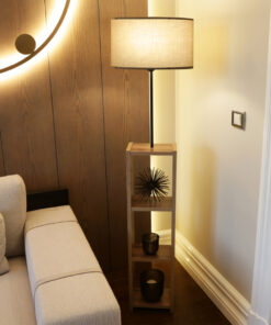 GloboStar® GloboStar® WOODO 204-0050 Μοντέρνο Eπιδαπέδιο Φωτιστικό Μονόφωτο 1 x E27 IP20 Καφέ Ξύλο με Μπεζ Ύφασμα - Μ38 x Π38 x Υ150cm